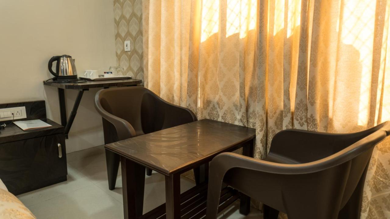 Hotel Dhavalgiri Thane Luaran gambar